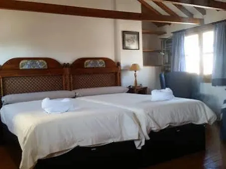 Casa Del Aljarife Guest house 3*