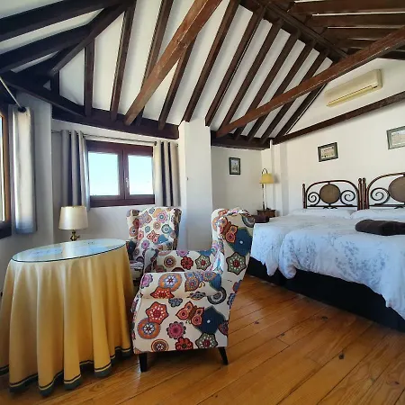 Guest house Casa Del Aljarife