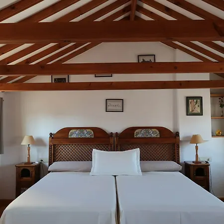 Casa Del Aljarife Guest house 3*